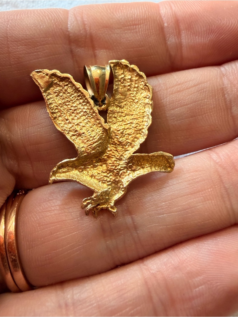 10k Gold Eagle Pendant Necklace - Picture 2 of 4